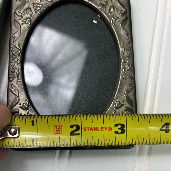 Vintage Frames Silver Photo Frame Wall Hanging Gallery Metal Wood Lot of Four - Picture 9 of 9